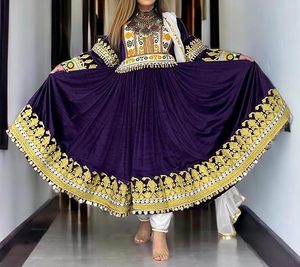 Robe régionale afghane de qualité supérieure Robe de mariage afghane style maxi pour dames avec broderie imprimée - Product Image 4