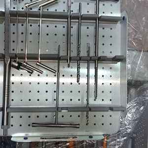 Juego de Instrumentos Ortopédicos Reutilizables DHS DCS, Kit de Herramientas Quirúrgicas de Acero Inoxidable para Trabajos de Reducción y Fijación Ósea - Product Image 4