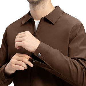 Veste imperméable légère à logo personnalisé de dernière génération en gros pour hommes, veste coupe-vent zippée, vestes d'hiver - Product Image 2