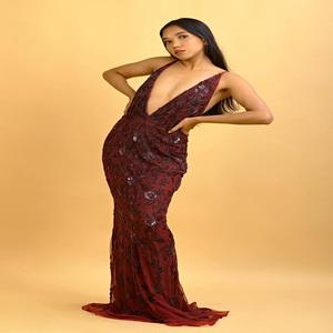 ชุดราตรีดีไซน์เนอร์ประดับตกแต่งด้วยมือ |   ชุดเดรสประดับเลื่อมและลูกปัดคุณภาพสูงสำหรับงานแต่งงานริมชายหาด งานอีเว้นท์รีสอร์ท และการส่งออกจำนวนมาก - Product Image 3