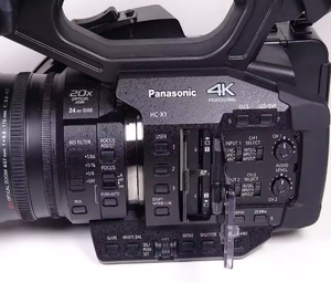 Videocámara Profesional HC-X1E 4K 30FPS CMOS con Zoom 18X, Resistente al Agua, Proyección WIFI, 48MP, 5TB de Memoria Integrada y Alta Calidad - Product Image 3