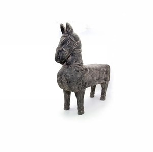 Artículos de decoración para sala de estar Artículos de MOQ bajo Paquete de tamaño Logotipo personalizado Precio Artesanía asequible Caballo grande de madera antiguo - Product Image 2