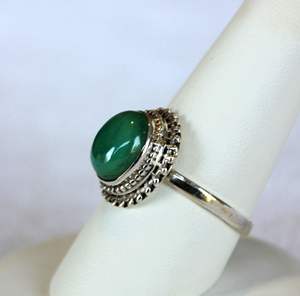 Top Grade Fantaisie Vert Onyx Anneau Personnalisé Fête Argent 925 Bande Bijoux De Fiançailles Cadeau pour Les Femmes Offre Spéciale Canal Technologie OEM - Product Image 6