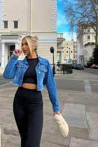 Meilleure vente au prix d'usine Veste en jean courte de qualité supérieure bleu moyen à manches longues conçue pour les femmes pour un confort en toutes saisons - Product Image 5