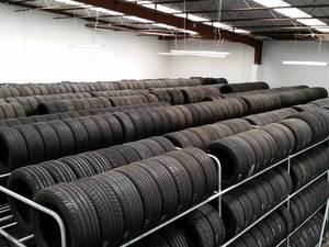 Pneus de voiture commerciaux d'occasion toutes saisons, pneus de 20 pouces à profil bas pour voitures 195/65R15, 205/55R16,SUV PCR pneu disponible en vrac - Product Image 4