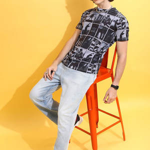 เสื้อยืดผู้ชายทรงลำลองดีไซน์ใหม่บริการ OEM/ODM เสื้อยืดแนวสตรีทสุดอินเทรนด์ - Product Image 5