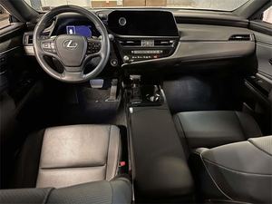 Lexus ES 350 2023, Tracción Delantera, Caja de Cambios Automática, Título Limpio, Sin Accidentes, con Bajo Kilometraje, Listo para Envío - Product Image 5