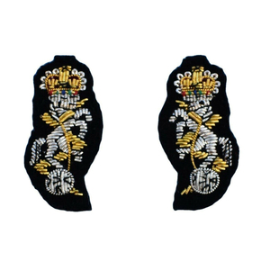 Insignia de Almirante de la Marina de la India, Bordado de Hojas de Roble Plateadas Medianas, Botones Lisos, Alambre de Bullion, Cómoda - Product Image 4