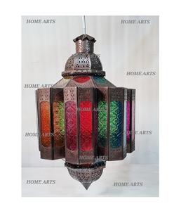 Lanterne suspendue de taille personnalisée de conception antique Lanterne en fer et en verre de la meilleure qualité de fabrication dans les arts à la maison - Product Image 3