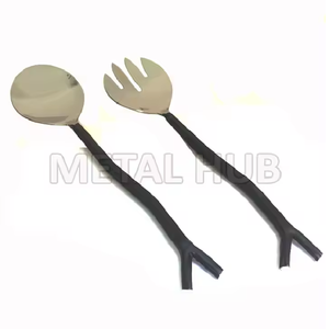 Nouveau design d'ustensiles de cuisine en acier miroir avec poignée en bois pour servir la salade à manger - Product Image 2
