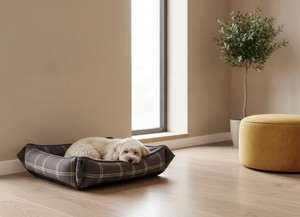 Lit pour animaux de compagnie convertible réglable de qualité supérieure Amistar pour chats et chiens de petite race, tissu Oxford durable, motif à carreaux - Product Image 4