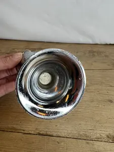 Vase à fleurs élégant en aluminium pour la décoration moderne de la maison et de magnifiques arrangements de centre de table - Product Image 2