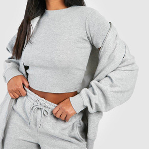 Ensemble 3 pièces Survêtement Veste à capuche ample et courte Débardeurs avec pantalon de survêtement Ensembles de survêtement - Product Image 4