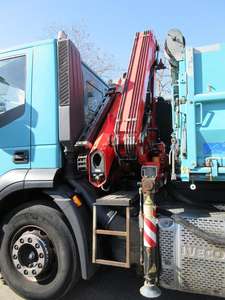 IVECO STRALIS 310 3-S Benne Basculante avec Grue Fassi et Radio (2018) - Product Image 4