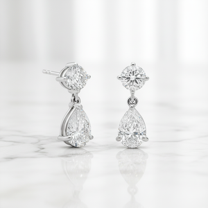 ต่างหูเงินแท้ทรงหยดน้ำประดับมอสซาไนต์ 2 เม็ด ดีไซน์ทันสมัย รูปทรงลูกแพร์เล็ก รูปทรงระฆัง เครื่องประดับคุณภาพสำหรับผู้หญิง - Product Image 2