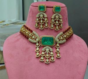 Ensemble de collier ras du cou de qualité supérieure, finition luxueuse, idéal pour les soirées, les mariages, les occasions festives, magnifique ensemble de bijoux de mariée - Product Image 1