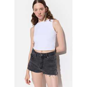 Top Corto sin Mangas con Cuello Redondo - Product Image 2