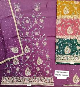 Tenues de créateur modernes non cousues, brodées à la main, magnifiques ensembles de style traditionnel indien, à la pointe de la mode, à prix d'exportation - Product Image 1