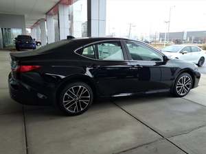 Sedán de Pasajeros de Alto Rendimiento 2026 para XLE AWD, Nuevo Euro VI, Automático, Interior Oscuro, Cámara Trasera - Product Image 2