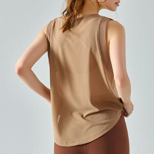 Camiseta sin mangas informal de verano de talla grande para mujer, camiseta suave transpirable de algodón y poliéster - Product Image 3