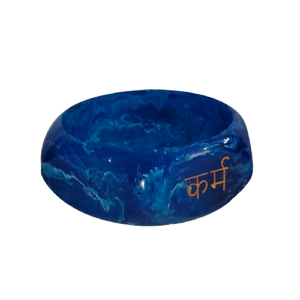 Pulsera de resina de 2 piezas con diseño de espiral azul real vibrante y texto hindú personalizado "Nidar" (Inmovilizable), brazalete llamativo de acrílico. - Product Image 2