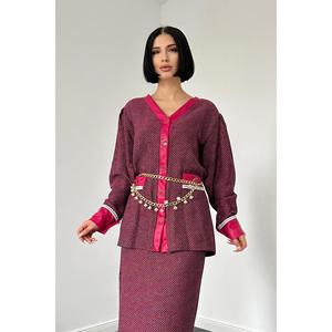 Ensemble de costume en twill pailleté fuchsia pour femmes, élégant et scintillant, idéal pour toutes les occasions - Product Image 1