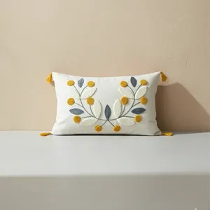 Housse de coussin rectangulaire brodée bohème - Motif végétal en coton pour la maison - Product Image 2
