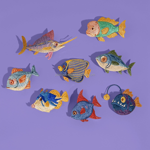 Patch brodé thermocollant motif poisson océanique mignon pour vêtements et accessoires - Product Image 1