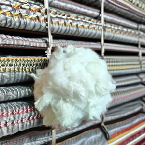 Fibra discontinua de poliéster reciclado 0.9D SD Blanco Sólido Seco GRS Grado 'A' Vikohasan PSF Fabricante Hilo de hilado de fibra de hormigón - Product Image 1