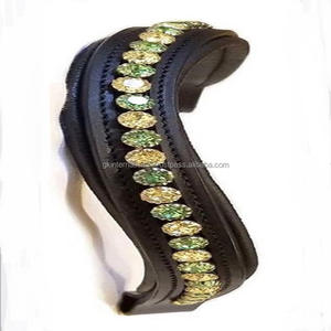 Vente en gros de fabricant indien Cuir noir de qualité supérieure Rembourré Horse Brow Band pour bride Chaîne en métal vert et doré à 1 rangée - Product Image 6