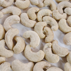 Noyau de noix de cajou de qualité supérieure W320 Kaju Badam Santigo Noix de cajou Logo imprimé privé GRATUIT - Product Image 1