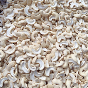 ขายด่วน เม็ดมะม่วงหิมพานต์ดิบเวียดนาม ซานติโก ขนาด W320 เม็ดมะม่วงหิมพานต์อบ  รับผลิตบรรจุภัณฑ์แบรนด์ส่วนตัว - Product Image 1