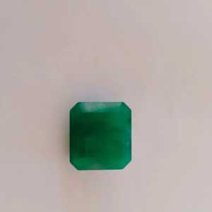 Trillion Cut Emerald (Panna)-4 quilates Variedad de formas de piedras preciosas facetadas Oval Baguette Princess Marquise Square Emerald Cut - Product Image 1