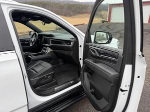 GMC Yukon Denali 2023, Limpio y Elegante, 4x4, Turbodiésel - Product Image 6