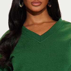 Sweat-shirt à col en V pour femmes, tissu en coton et polyester, manches longues, style pull-over, polaire intérieure douce pour la chaleur, coupe décontractée 2026 - Product Image 2