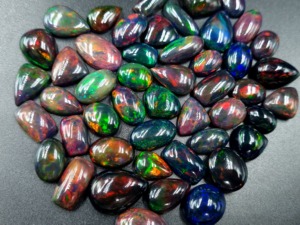 Opale éthiopienne noire naturelle pierre précieuse Cabochon lisse mélange forme grossiste usine fournisseur Jaipur - Product Image 3
