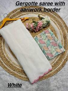 Nouveau créateur de lancement Georgette lisse avec broderie et sari de travail de séquence pour les femmes - Product Image 4