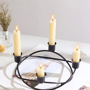 Vente chaude Bougeoir en métal à 5 lumières avec accès facile et support décoratif pour la maison pour la décoration de la maison - Product Image 1