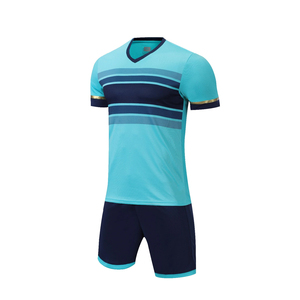 Camiseta de fútbol sublimada personalizada, uniforme de club de fútbol, conjunto de ropa deportiva de transferencia de calor personalizada para hombres, camiseta de fútbol para adultos para equipo - Product Image 6