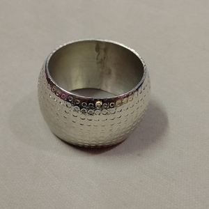 Meilleur design, ensemble de ronds de serviette en résine multicolore, vaisselle classique durable et écologique pour la maison, le restaurant, la cuisine et Noël - Product Image 3