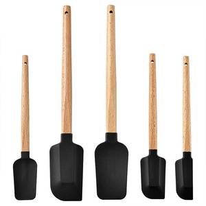 Venta al por mayor Cuchara Profesional Paquete de 5 piezas Tarro de mango largo de bambú Juego resistente al calor Espátula de silicona - Product Image 6