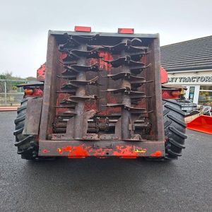 Épandeur de fumier à double batte verticale à déchargement arrière remorqué par tracteur 10t 10m³ 2015 NC pour ferme d'élevage de bovins - Product Image 1