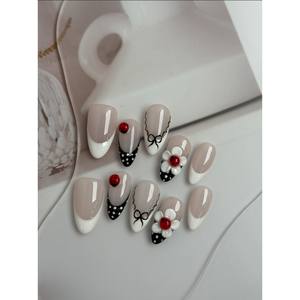 Uñas Postizas Lucky Lady, Elegantes y con Estilo - Product Image 2