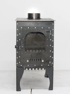 Poêle à bois autoportant léger Dorello New 09 en fonte d'aluminium, portable pour usage extérieur et intérieur, camping et cabane - Product Image 2