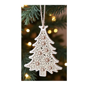Ornements suspendus de Noël en bois rustiques pour la décoration d'arbre de vacances parfaits pour la décoration de maison sur le thème de la ferme - Product Image 3