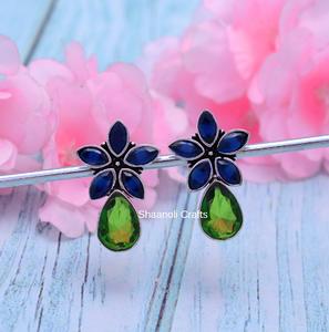 Pendientes de gota de piedras preciosas azules de diseñador hechos a mano, joyería hermosa Jhumkas para mujeres y niñas para fiesta de boda y decoración - Product Image 3