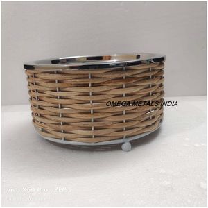 Rattan Material and Golden Finishing Serving Pot and Hot Pot <b>Top</b> Quality Casserole & Food Warmer for Home Kitchen - Product Image 4