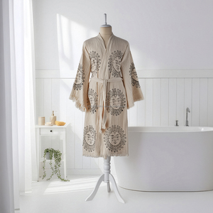 Peignoir unisexe en coton de luxe à imprimé bloc, léger, en lin tissé respirant, pour le printemps, l'été et toute l'année, idéal pour la détente et comme vêtement de nuit. - Product Image 2