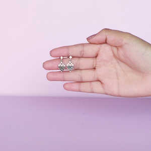 Pendientes de plata con diamantes de Valle de uva - Product Image 6