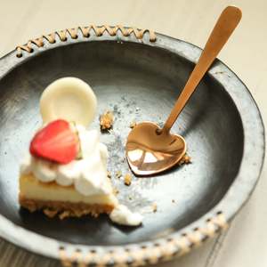 Juego de cuchara de postre en forma de corazón de Metal de lujo para restaurante, boda, Hotel, uso en precio al por mayor - Product Image 5